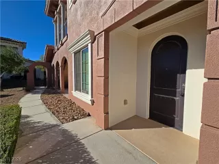 Photo #5: 2749491 Listing 