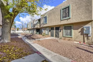 Photo #2: 2749498 Listing 