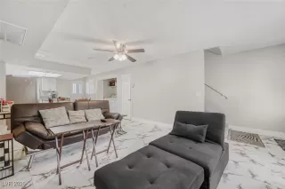 Photo #6: 2749498 Listing 