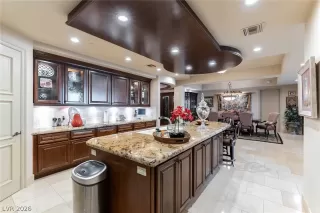 Photo #6: 2749516 Listing 