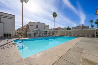 Photo #5: 2749522 Listing 