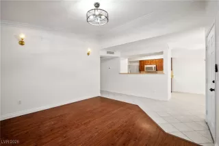 Photo #4: 2749531 Listing