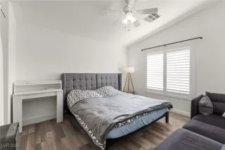 Photo #3: 2749538 Listing