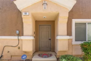 Photo #6: 2749538 Listing