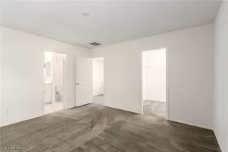 Photo #4: 2749551 Listing 