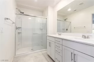 Photo #5: 2749551 Listing 