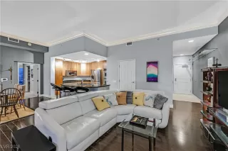 Photo #2: 2749596 Listing 