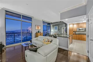 Photo #5: 2749596 Listing 