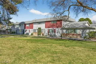 Photo #1: 2749627 Listing 