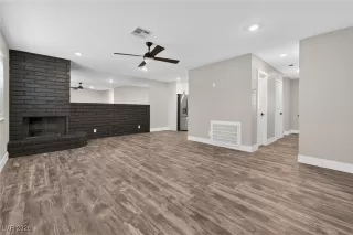 Photo #2: 2749627 Listing 