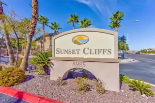 Photo #3: 2749637 Listing