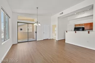 Photo #5: 2749640 Listing