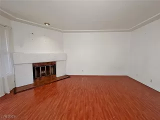 Photo #5: 2749650 Listing 