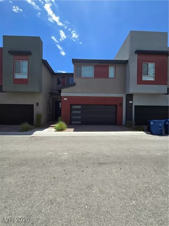 MLS: 2749668 Condo For Sale