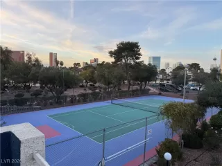 Photo #4: 2749821 Listing