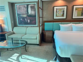 Photo #5: 2749844 Listing