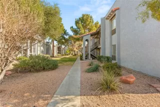 Photo #3: 2749867 Listing