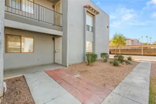 Photo #4: 2749867 Listing