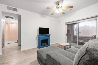 Photo #3: 2749872 Listing 