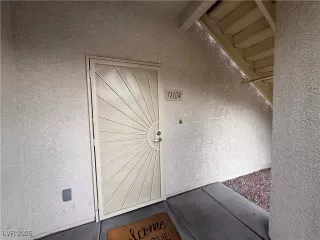 Photo #5: 2749880 Listing 