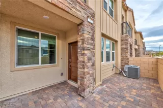 Photo #2: 2749884 Listing 