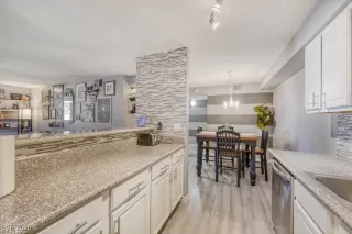 Photo #4: 2749895 Listing 