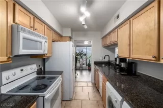 Photo #6: 2749916 Listing 