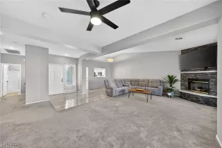 Photo #2: 2749929 Listing 