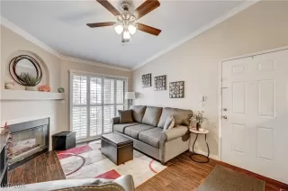 Photo #3: 2749948 Listing