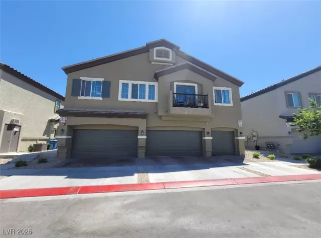 MLS: 2749972 Condo For Sale