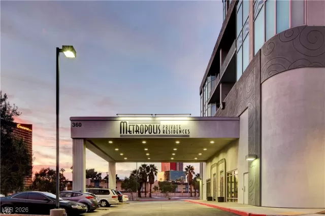 MLS: 2749978 Condo For Sale