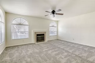 Photo #4: 2750021 Listing 