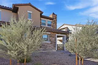 Photo #2: 2750032 Listing