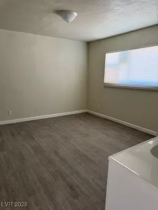 Photo #2: 2750034 Listing