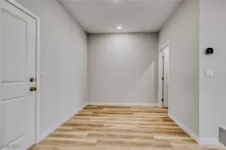 Photo #1: 2750082 Listing 