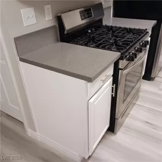 Photo #2: 2750096 Listing