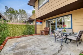 Photo #3: 2750142 Listing