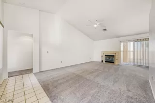 Photo #5: 2750147 Listing