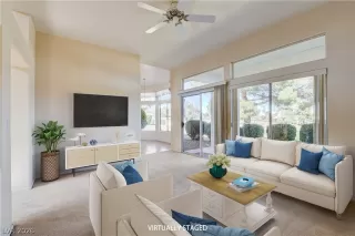 Photo #6: 2750161 Listing