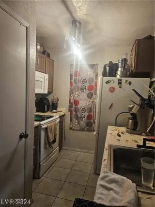 Photo #1: 2750187 Listing 