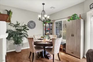 Photo #4: 2750190 Listing