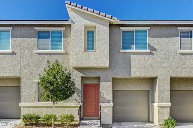 MLS: 2750215 Condo For Sale