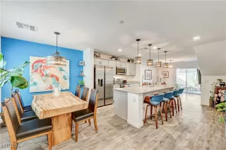 Photo #1: 2750215 Listing