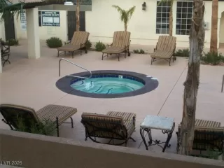 Photo #3: 2750233 Listing