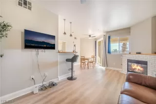 Photo #2: 2750238 Listing 