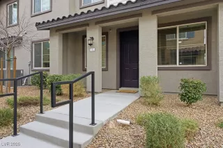 Photo #2: 2750254 Listing