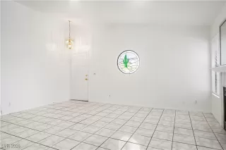 Photo #1: 2750265 Listing 