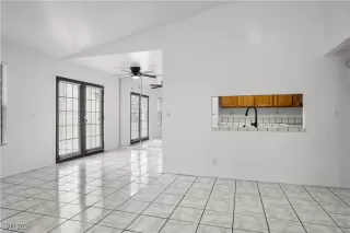 Photo #3: 2750265 Listing 