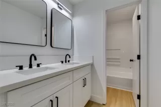 Photo #3: 2750277 Listing 