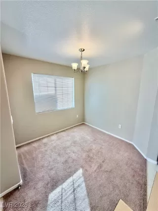 Photo #6: 2750286 Listing